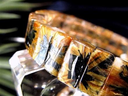 太陽放射 ゴールドルチルクォーツ バングル ブレスレット タイチンルチル ◇黄金に輝く太陽放射◇大地の力を宿す母岩！存在感抜群