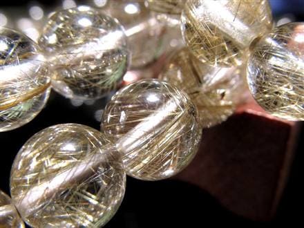 ☆気品あふれる繊細銀針☆上質な透明感に映えるシルバー
