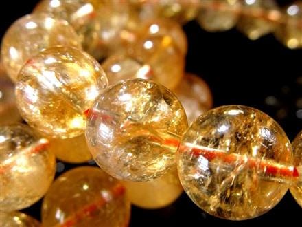 ◇きらきらインクルージョン！鮮やかな黄金色◇中には虹入りも◇11月の