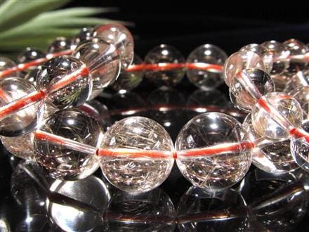 ◇超激安価格！◇透明感抜群◇人気の繊細針入り◇透き通る水晶に