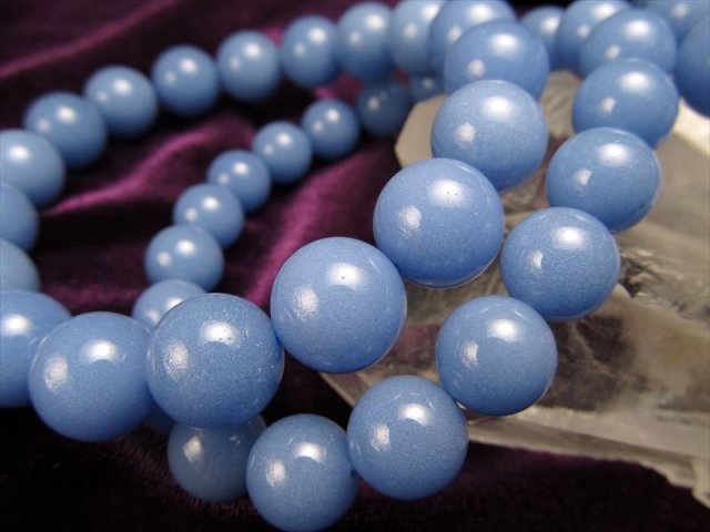 ◇希少ストーン入荷◇明るさと希望を与える◇暗闇で神秘的に発光