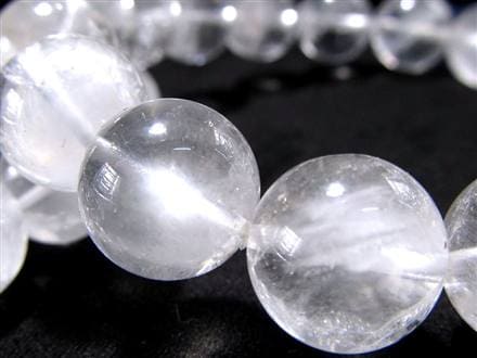 ◇超激安価格◇ふわふわ白針入りの珠も◇困難を乗り越えるお守り