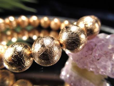 鑑別書付き】◇希少レア！本物◇ミステリアスな宇宙から来た鉱物◇1点  