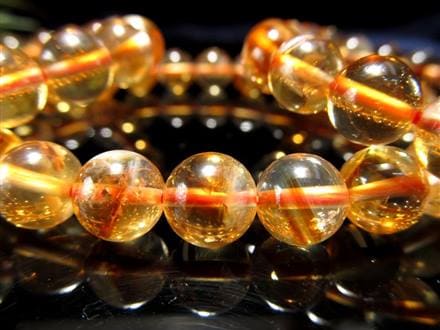 ◇最強の組み合わせ！幸福の守護石◇ふんわり浮かぶ幻想的な天使の羽根