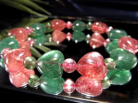 ◇ぷっくり可愛いハート型◇レッド＆グリーン◇2種MIXカラー  