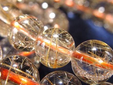 ☆透明感抜群☆繊細な金針がキラキラ輝く☆クリア水晶に広がる黄金の