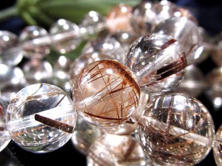 ☆圧倒的存在感☆煌く赤褐色タイチン針×高透明水晶☆長寿・健康の