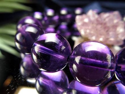 【♒高貴・大きめ天然石♒】濃厚紫色 ウルグアイ産 高品質アメジスト 天然石 ♒高貴・大きめ天然石♒】濃厚紫色 ウルグアイ産 高品質アメジスト 天然石