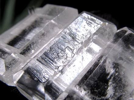 ☆バングルタイプ☆抜群の透明度を誇るコロンビア産☆古代の叡智を