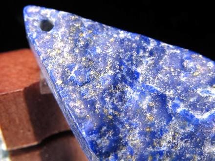 ☆夜空のような深い青に金色の輝き☆ラフ感を活かした穴あきタンブル