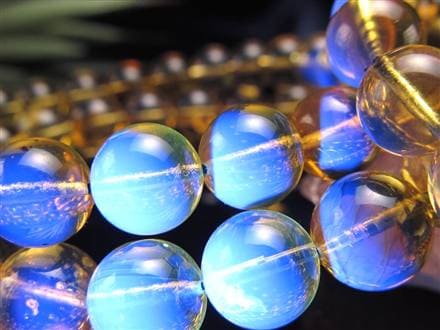 ブルーアンバー　メキシコ産　◇琥珀（こはく）◇丸玉　約24.8㎜ ☆お値打ちグレード☆青の魔法！ブルーアンバー☆希少メキシコ産☆貴重