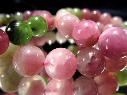 ❤︎さくらトルマリンブレスレット❤︎春カラー ☆春の訪れ!!☆鮮やか