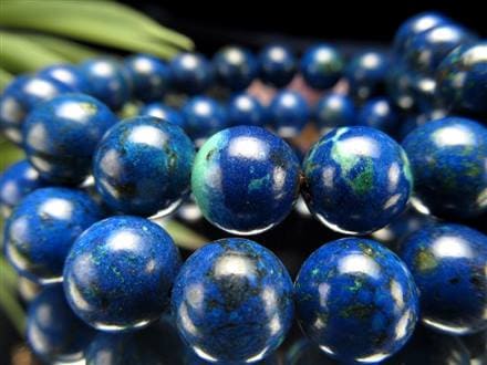 ☆鮮やか発色！☆アズライトやマラカイト入りも☆強力な癒しを与え