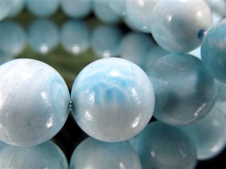 ☆柔らかく淡いブルーカラー☆高品質アラゴナイト☆乳白色とブルーの