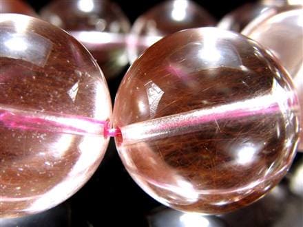 ☆希少！大珠！☆淡いピンクにきらめくラビット針☆恋愛とご縁のお守り