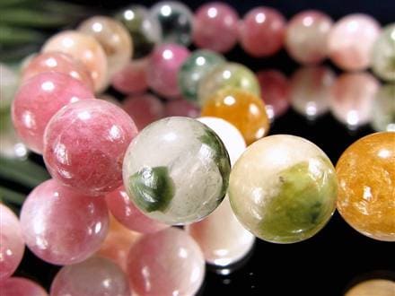 ☆多彩な色彩☆鮮やかなMIXカラー☆幸運と健康を引き寄せる石☆10月の