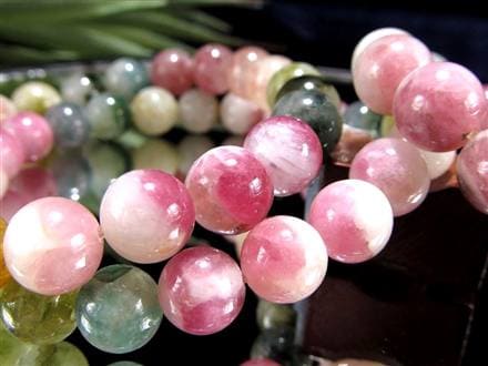 ☆多彩な色彩☆鮮やかなMIXカラー☆幸運と健康を引き寄せる石☆10月の