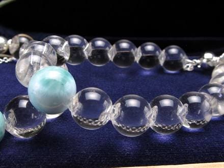 ☆特殊な牛穴加工☆希少石ラリマーをアクセントに☆水晶の澄んだ輝き