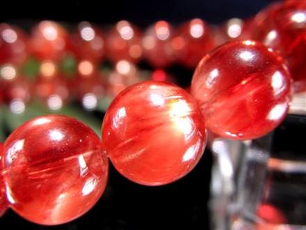 ☆入手困難！超高透明度アンデシン☆深紅に輝く宝石質☆カラーチェンジ