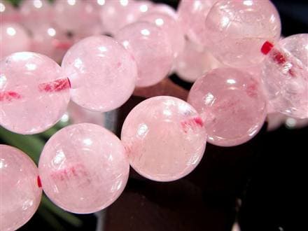 ☆明るめクリアピンク☆透明感あり☆『清純・愛情・優美』の象徴