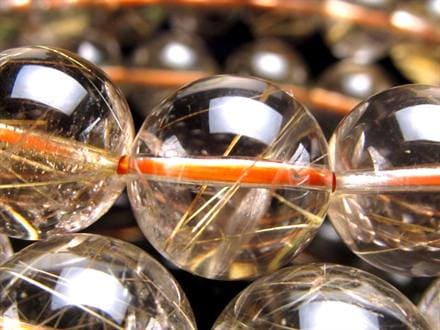 ☆スモーキーな水晶に輝く金針☆煙る色合いに走る繊細針☆金運・勝負運