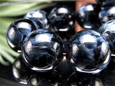 濃紺の複雑な輝き】ブルーピーターサイト 10.45ct | まるむ商会 ブルーピーターサイト