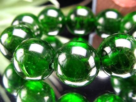 ☆入手困難な大珠！☆最高級グレード☆濃密グリーンと艶やかな透明感