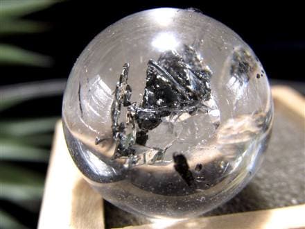 ☆幻級！水入り水晶☆透明水晶に揺らめく聖水☆水が動く神秘の結晶☆数
