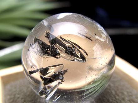 水入り　水晶丸玉　水晶玉 ☆幻級！水入り水晶☆透明水晶に揺らめく聖水☆水が動く神秘の結晶☆数