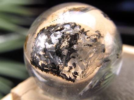 ☆幻級！水入り水晶☆透明水晶に揺らめく聖水☆水が動く神秘の結晶☆数