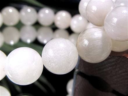 ☆少数限定！☆美しく流れるシルクのような白光ライン☆希少なホワイト