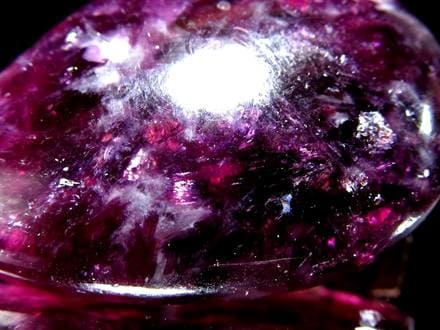 ☆パープルマイカと水晶が共生☆濃厚マゼンタパープル☆変革の石☆1点