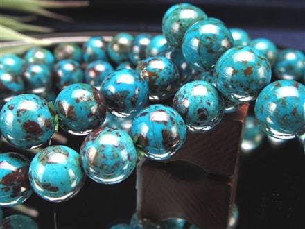 ☆色彩豊かな存在感☆深みのあるブルーグリーン☆大地を感じる天然石