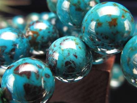 ☆色彩豊かな存在感☆深みのあるブルーグリーン☆大地を感じる天然石