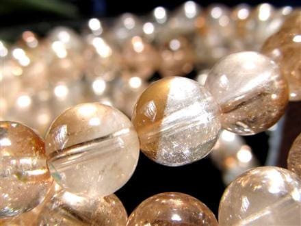 【ブラジル産】シャンパンカラートパーズ ☆激安価格☆人気のシャンパンカラー☆透明感抜群☆上品な華やかさ☆神