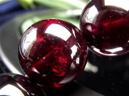 ☆超希少な迫力満点の巨珠！☆お買い得価格☆上品なダークレッドカラー