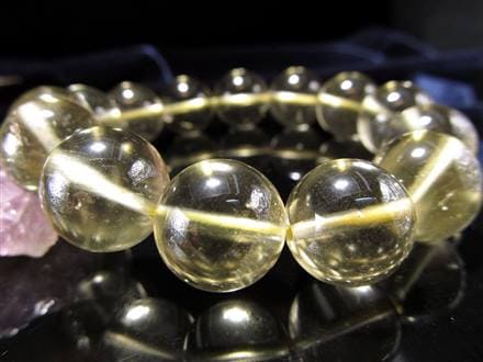 2800万年前にリビア砂漠に落ちた☆彡◇リビアングラス◇ 