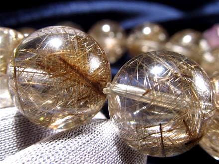 ☆樹木のように広がる立体針状結晶☆シックで趣のある銀針☆金運を 