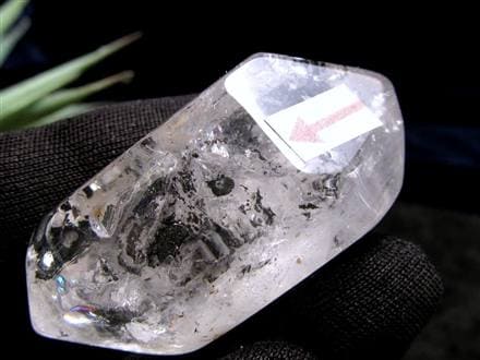 水入り水晶 原石 点物 水入り クォーツインクォーツ 貫入水晶 25x17mm