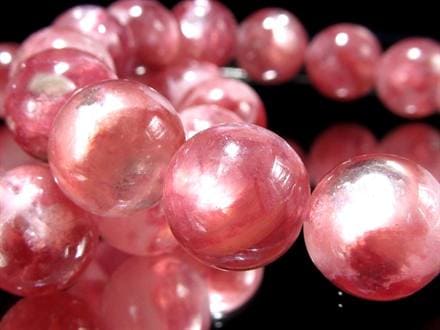 ☆艶めく濃厚ピンク☆透明感を帯びた華やかな発色☆マイカの煌めき