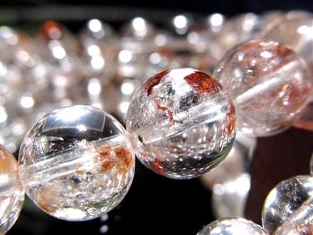 ☆透明感あふれる水晶に赤橙の彩りが咲く☆ギラリとしたメタリックな