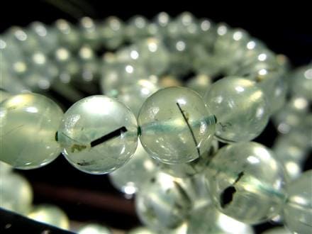 300★特選一石★エピドート入り♢【オーストラリア産☆天然プレナイトさざれ】❤️ 300☆特選一石☆エピドート入り♢【オーストラリア産☆天然プレナイト