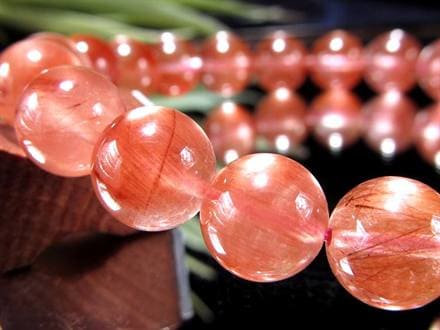 ☆オレンジピンクの華やかカラー☆繊細な針状内包物入り☆透明感・艶感