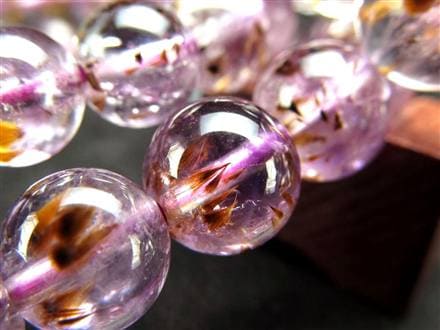 ☆少量限定入荷！☆透明感と神秘性の融合☆芸術的な扇状内包物☆天使の