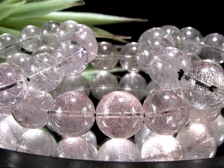 花火水晶☆ ☆お買い得価格！希少花火タイプ☆透明感あふれる水晶に繊細に広がる