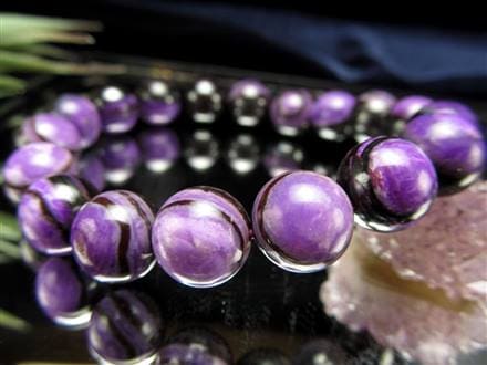 ☆流通量減少により入手困難！極上スギライト☆最高レベルの守護石  