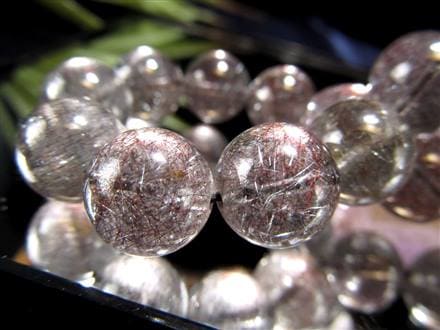 ☆幻の逸品！まるで夜空に咲く花火☆美しく煌めくニードル状ヘマタイト 