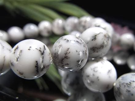 ☆お買い得品☆木の葉状鉱物デンドライト！☆内面の美しさを引き出す石