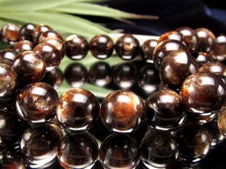 ☆艶感抜群！☆輝くゴールド結晶☆天然ブラックマイカ☆強い意志を育む