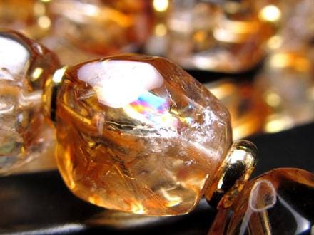 ☆激安価格☆キラキラ輝く黄金色☆透明感あり☆ファントム入り☆虹の